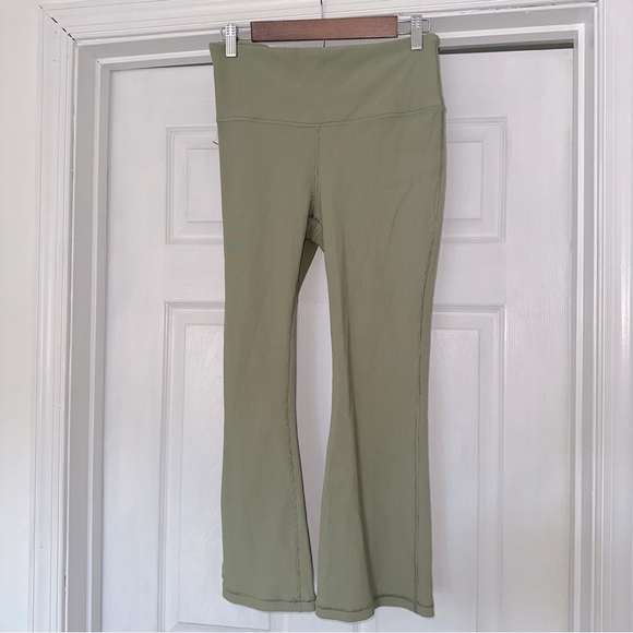 Athleta Elation Rib Crop Flare Pants Olive Green L - Picture 2 of 9
